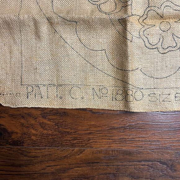 Vintage Floral Stamped Burlap For Rug Making #1880 28x48 - Picture 8 of 12